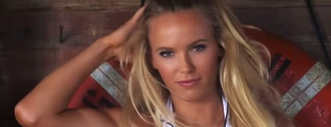 © http://yucatan.com.mx/multimedia/otros-videos/caroline-wozniacki-posa-en-traje-de-bano-para-sport-illustrated
